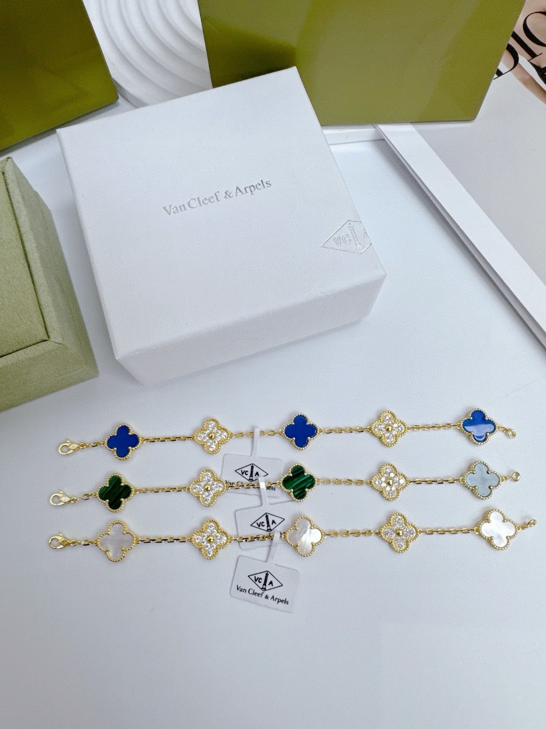 V*n Cl**f Vintage Alhambra Bracelet