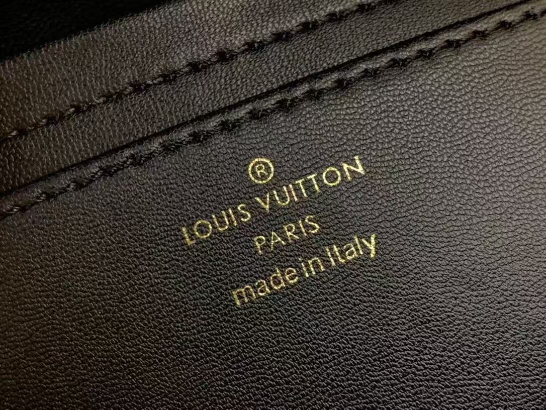 L0vis Vvtt0n Go-14 Small