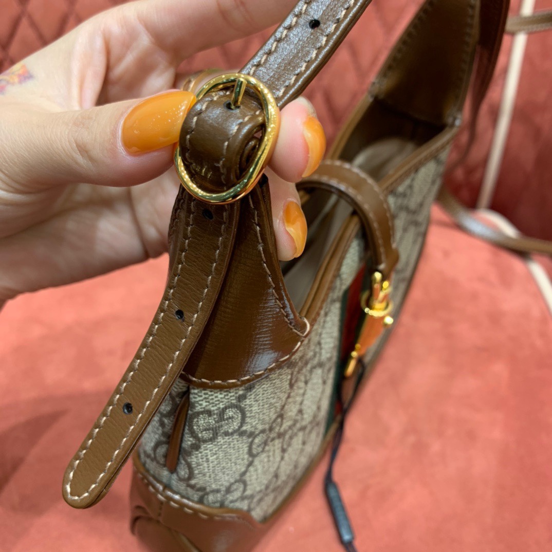 Gv*c1 Jackie bag