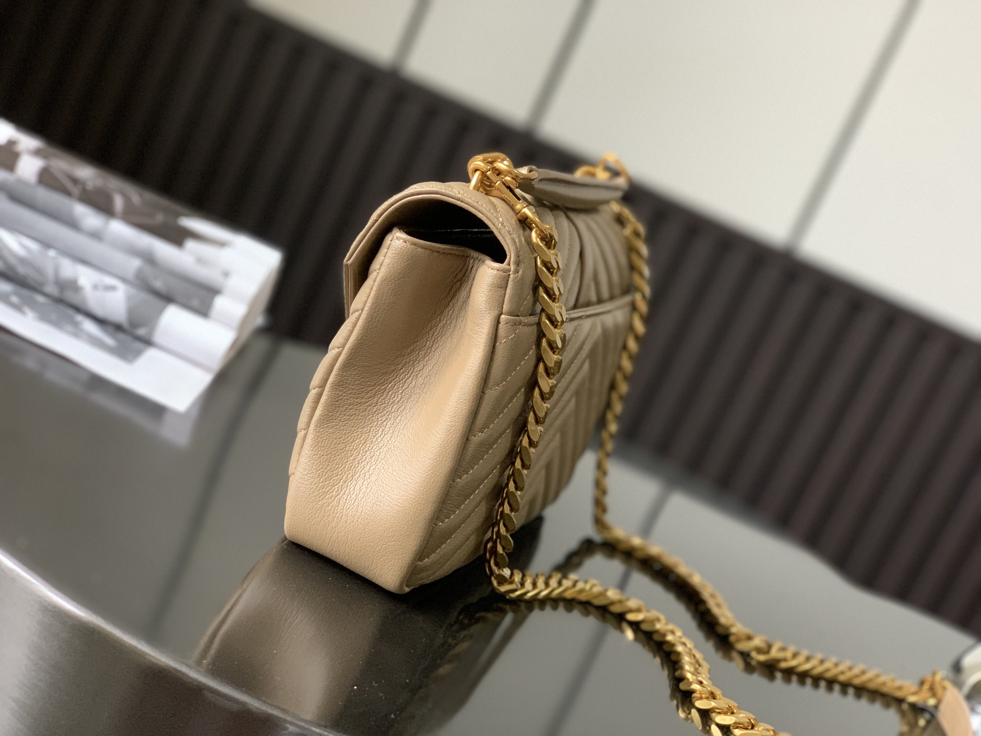 Sa1nt Lau*nt Medium Chain Bag