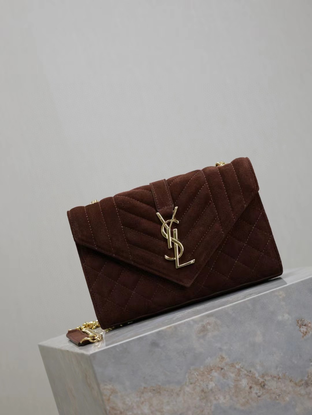 Sa1nt Lau*nt Envelope Triquilt Small Y51 Shoulder Bag in Suede