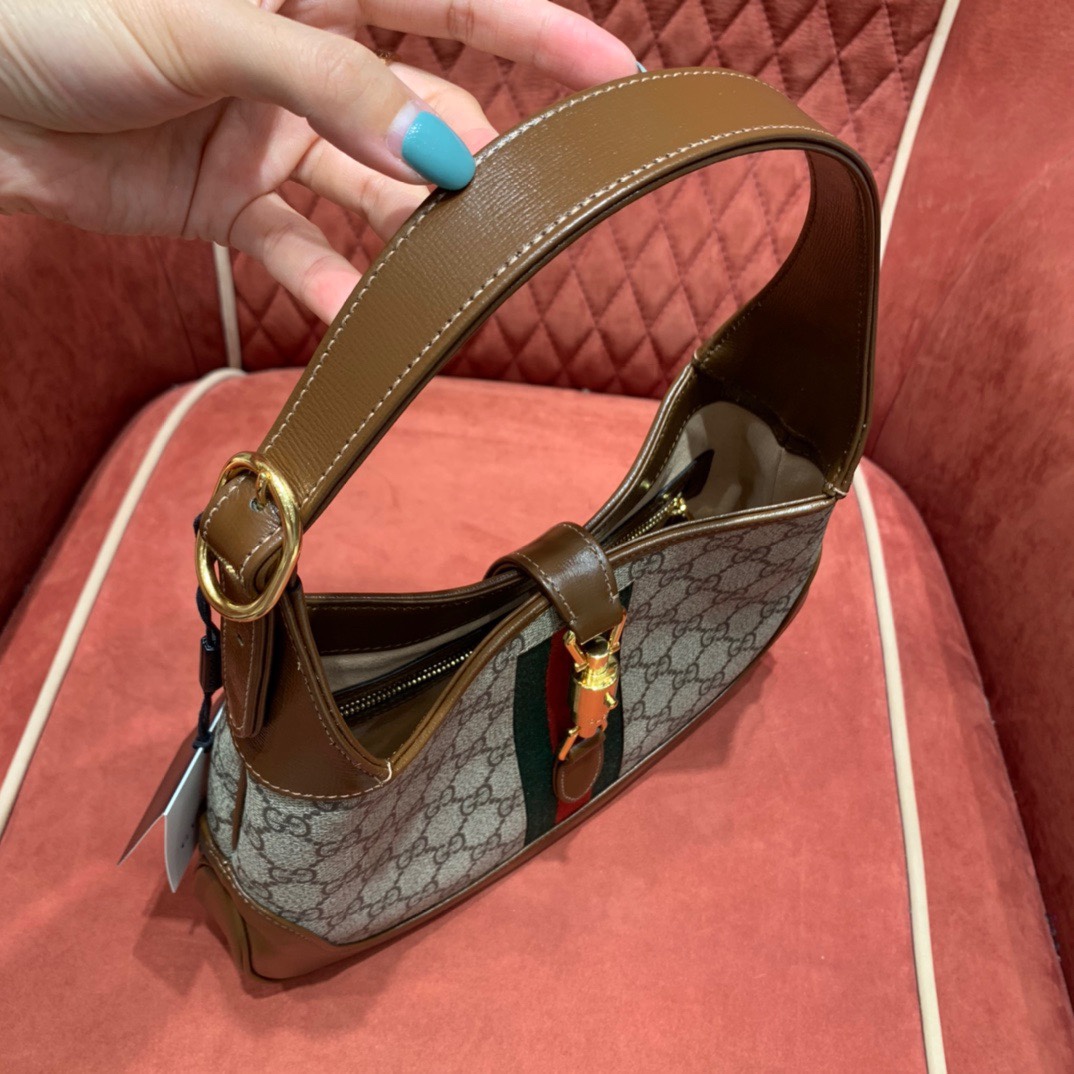 Gv*c1 Jackie bag