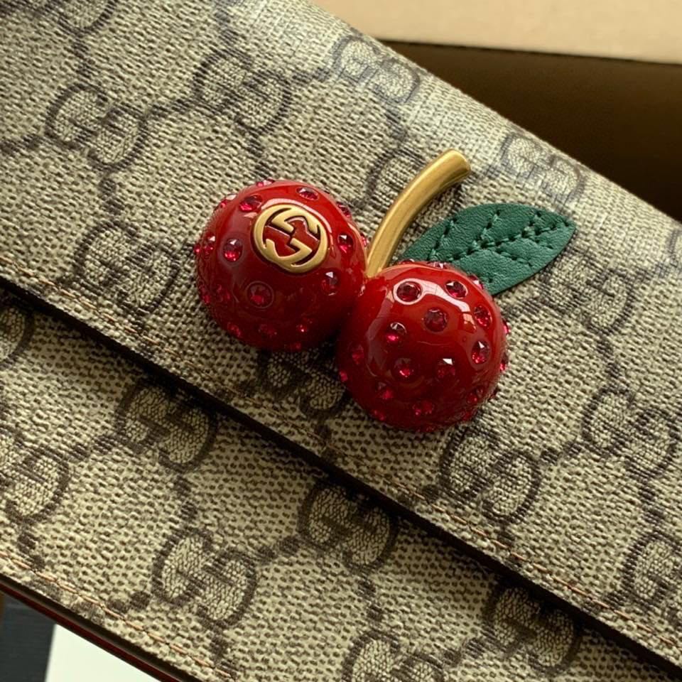 Gvc*1 Cherry Wallet