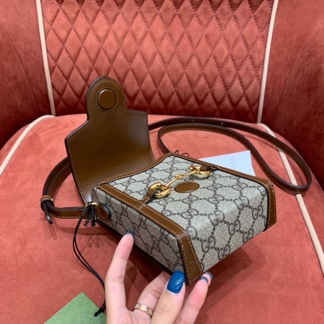 Gv*c1 Horsebit bag