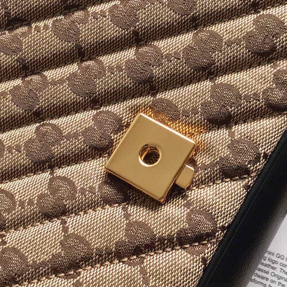 GG Marmont small shoulder bag