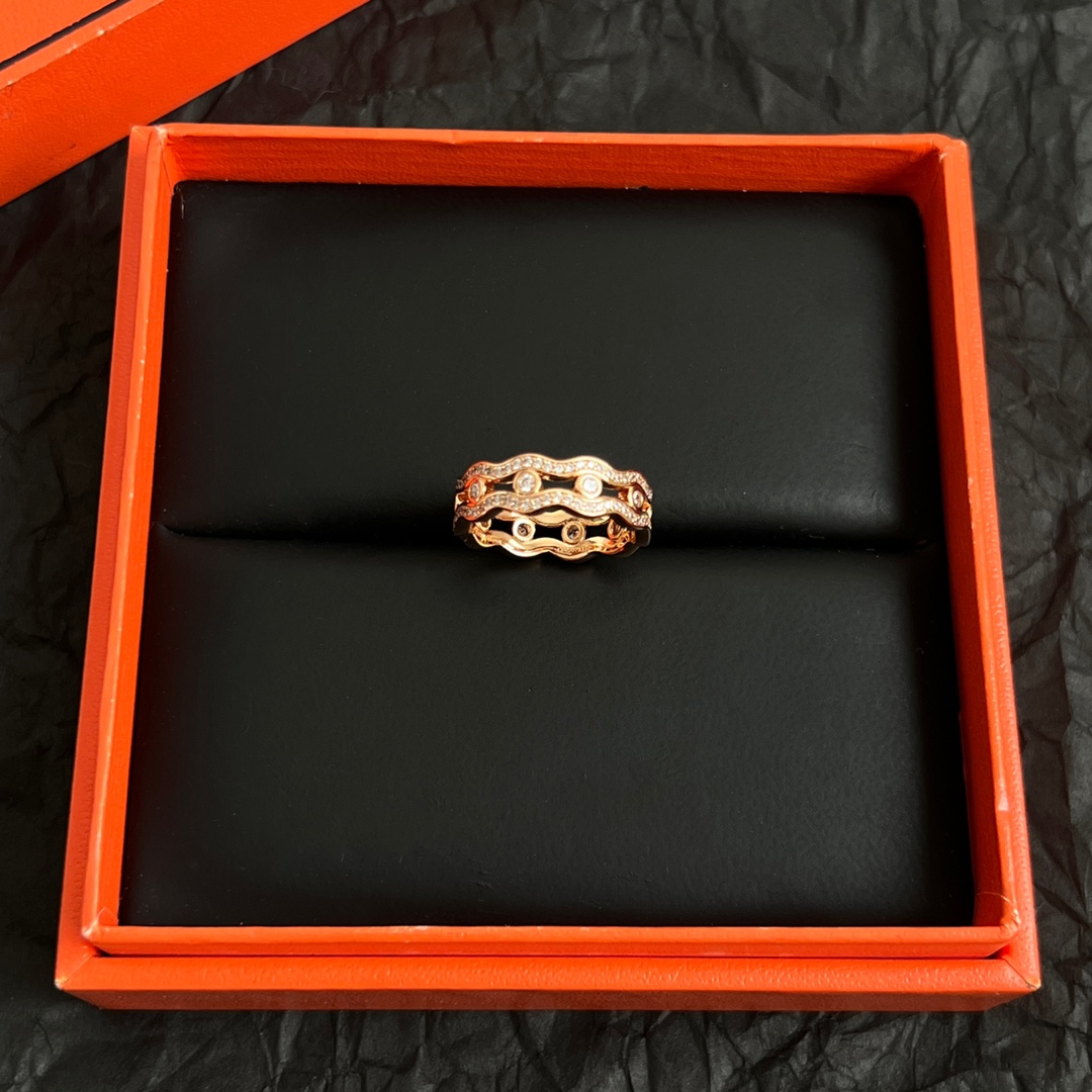 H**me5 Reseau Lumiere Ring