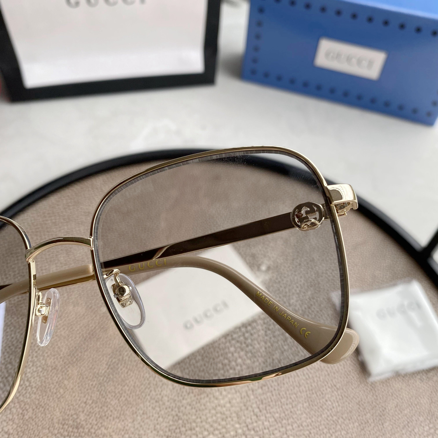 SQUARE-FRAME SUNGLASSES