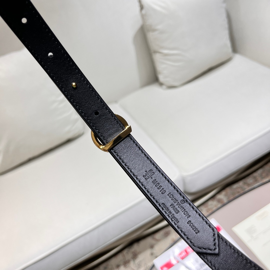 LV D1am0nd Plug Outlet