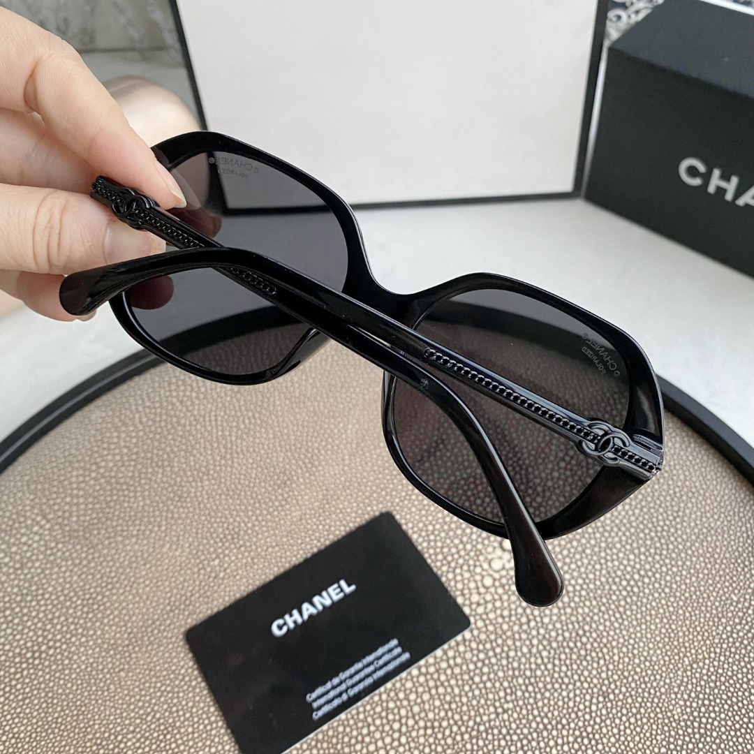 Round Sunglasses