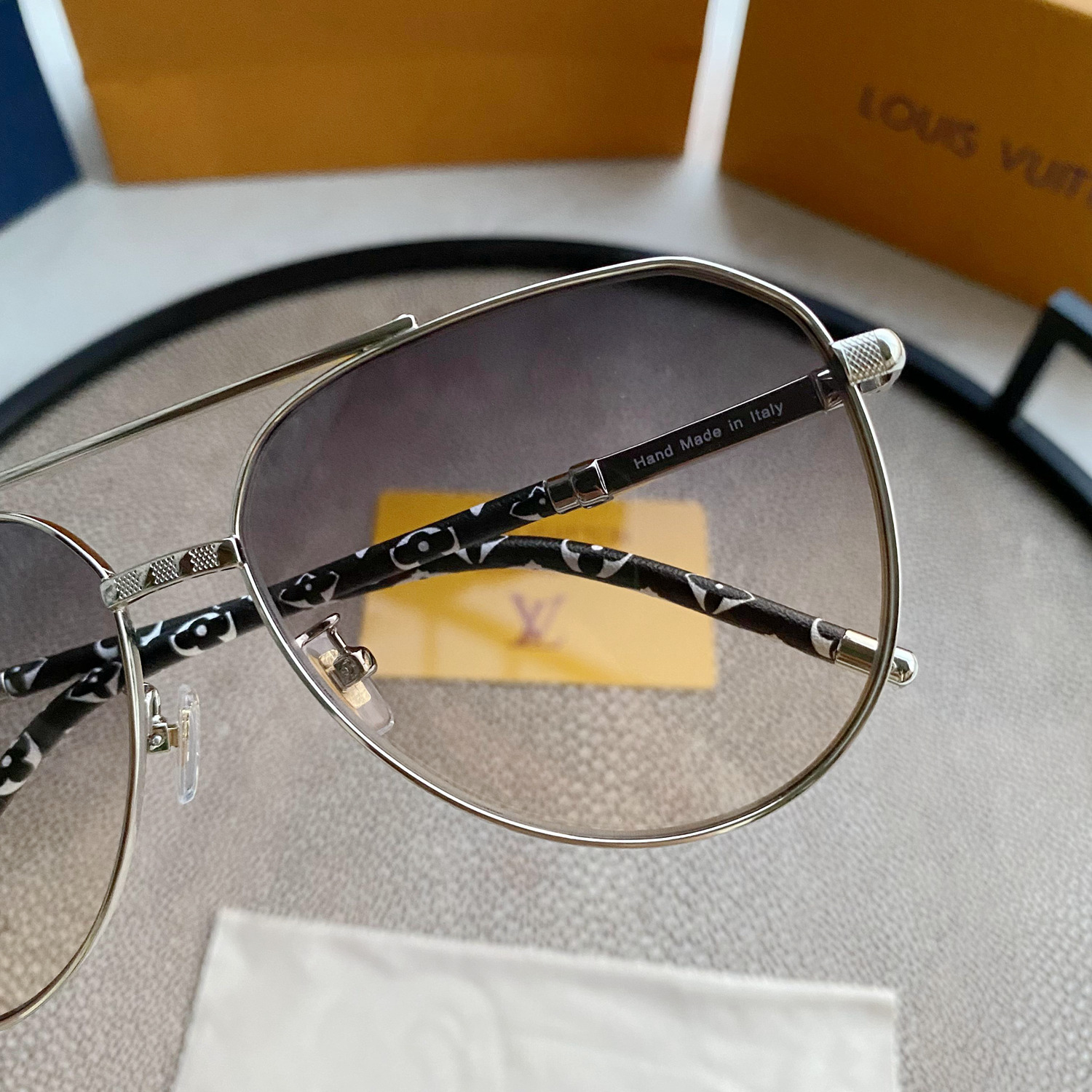 LV SUNGLASSES