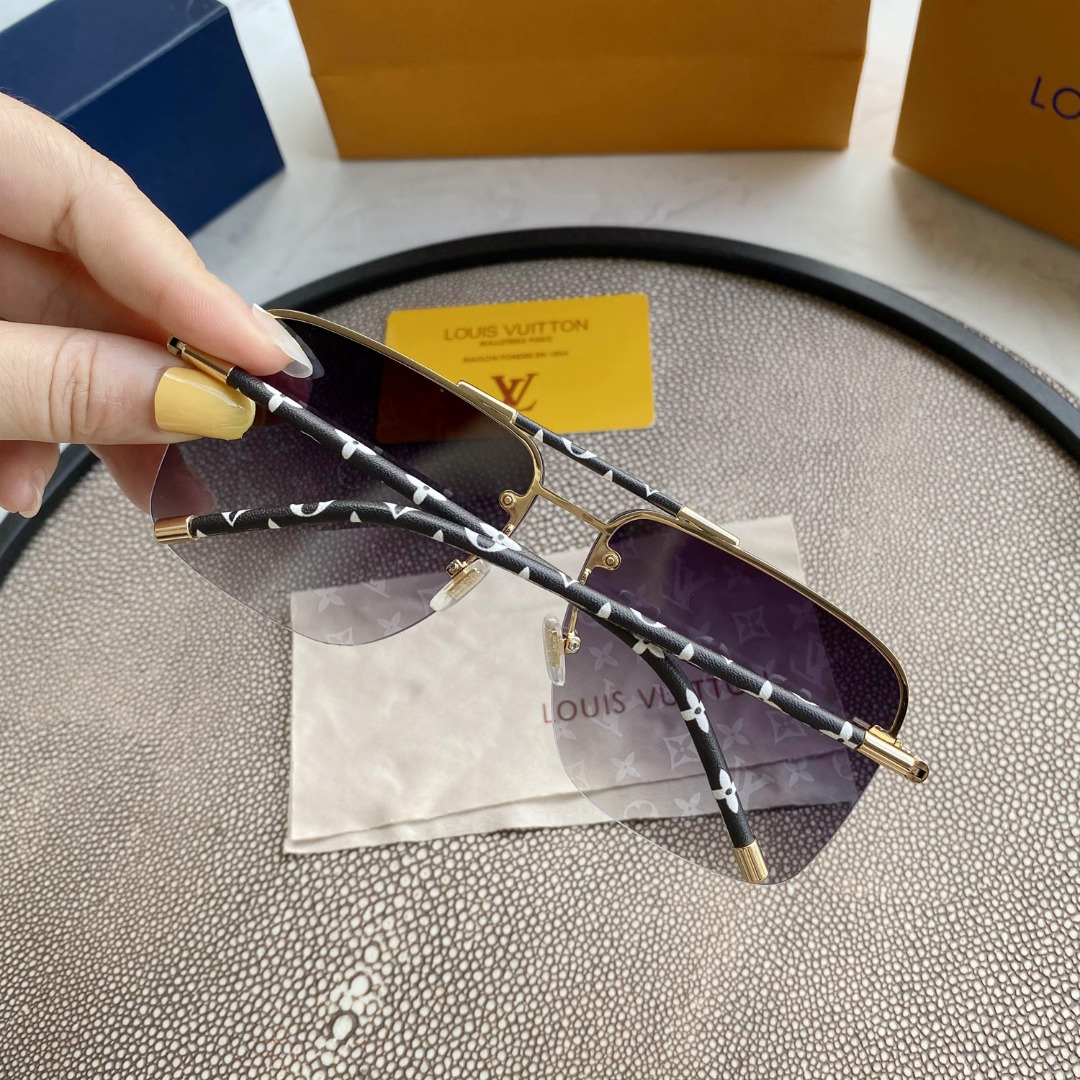 LV GOLD AVIATOR SUNGLASSES