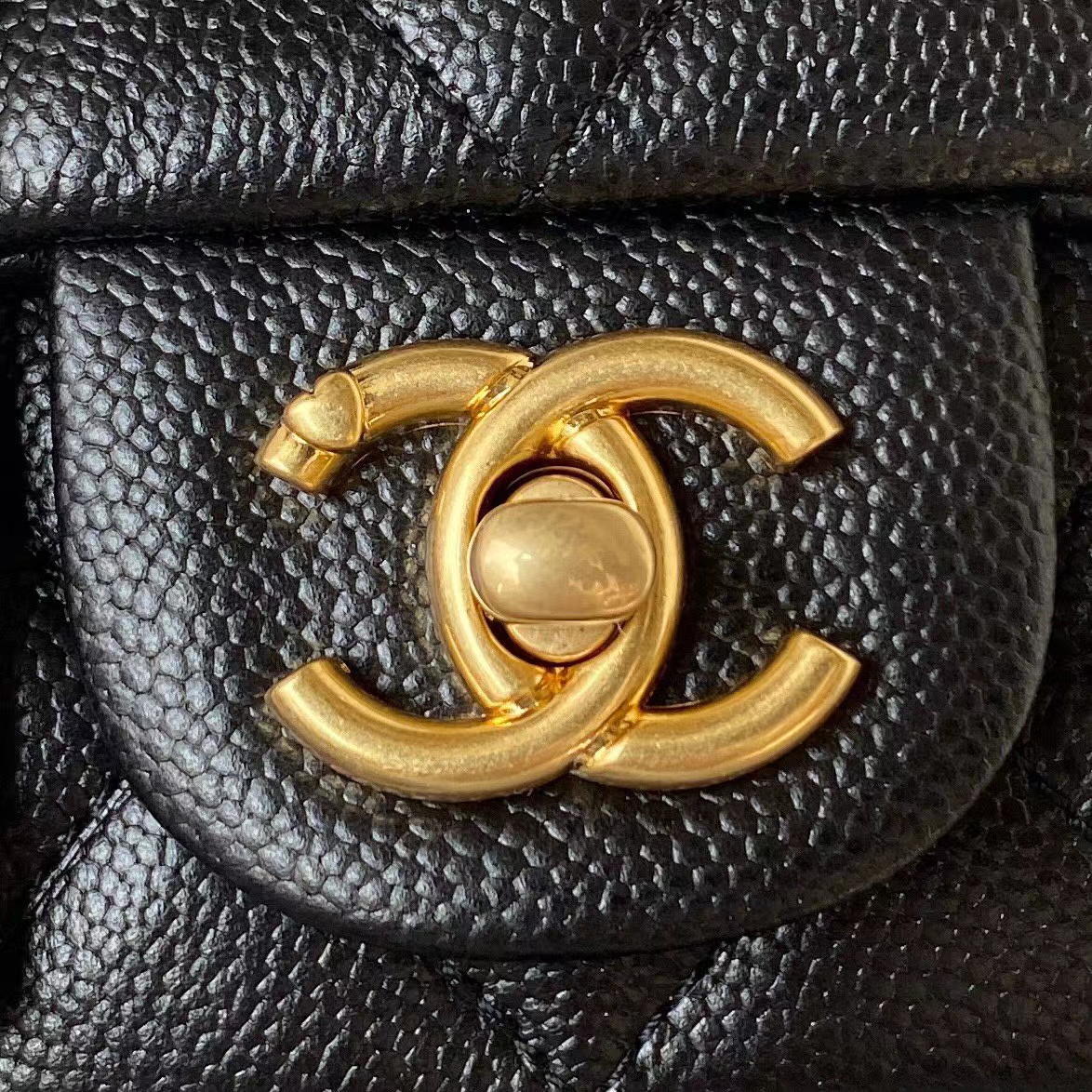 Ch**el golden ball in small