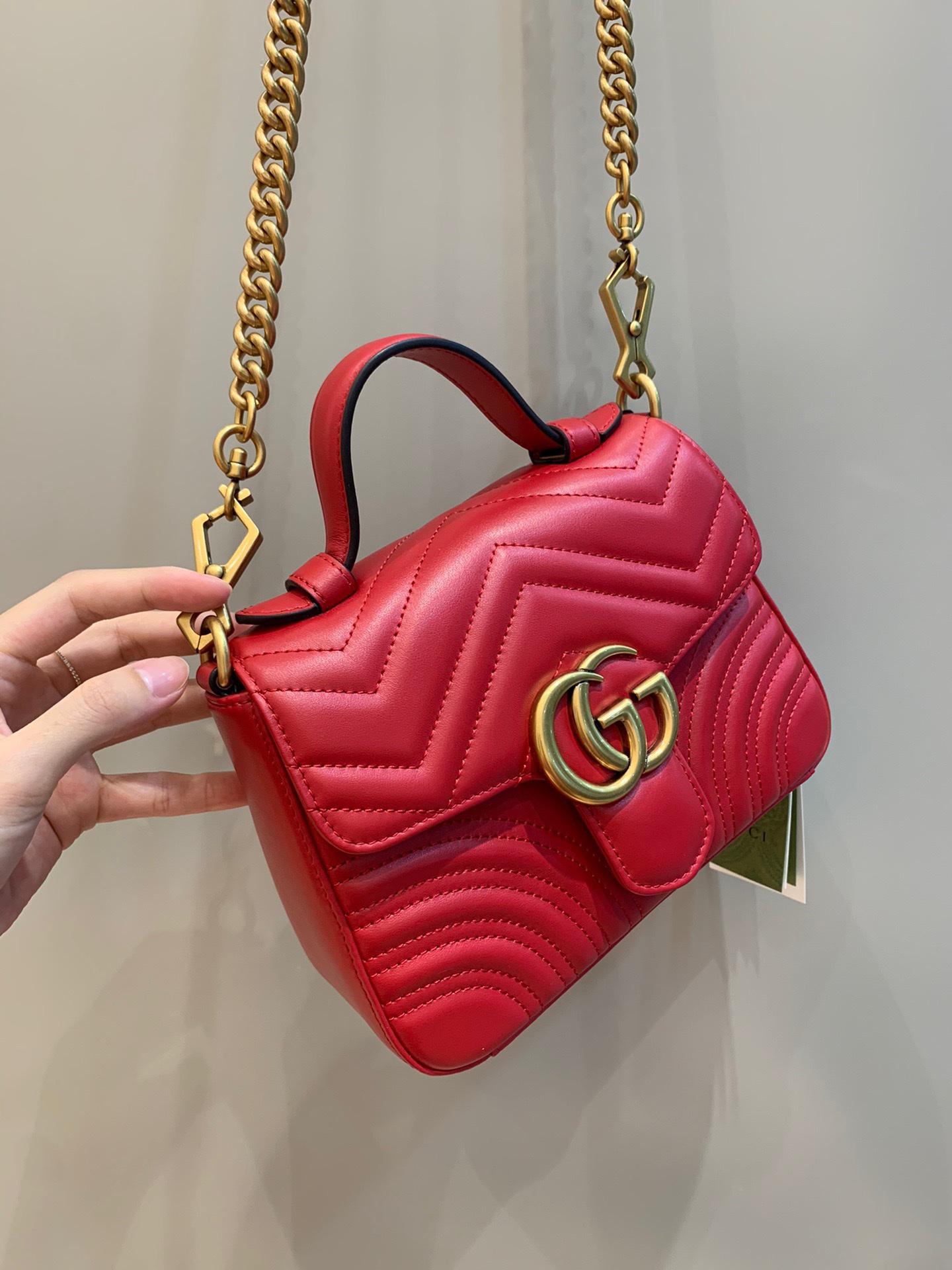 Classic handle bag