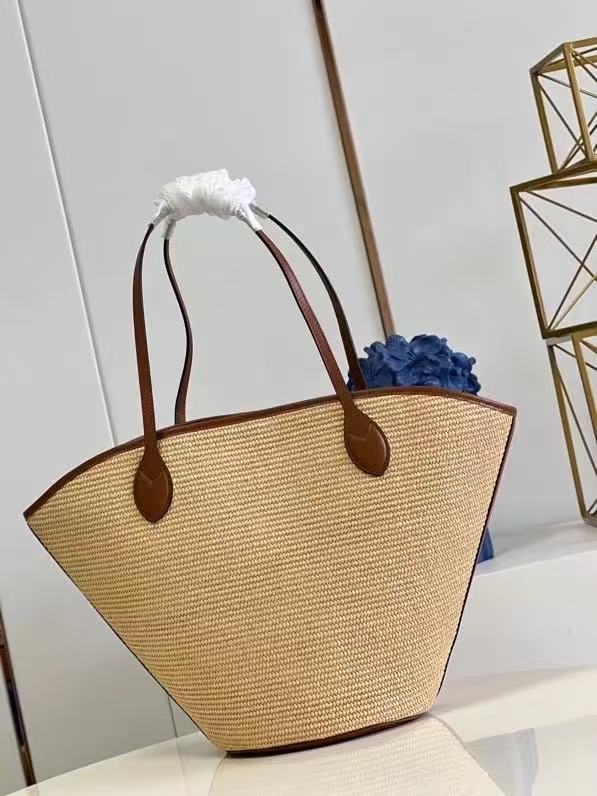 L0vis Vvtt0n SAINT JACQUES Beach Tote