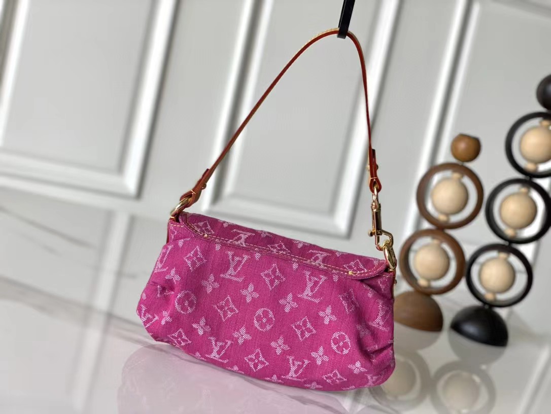 L0vis Vvtt0n Pink Monogram Denim Pleaty
