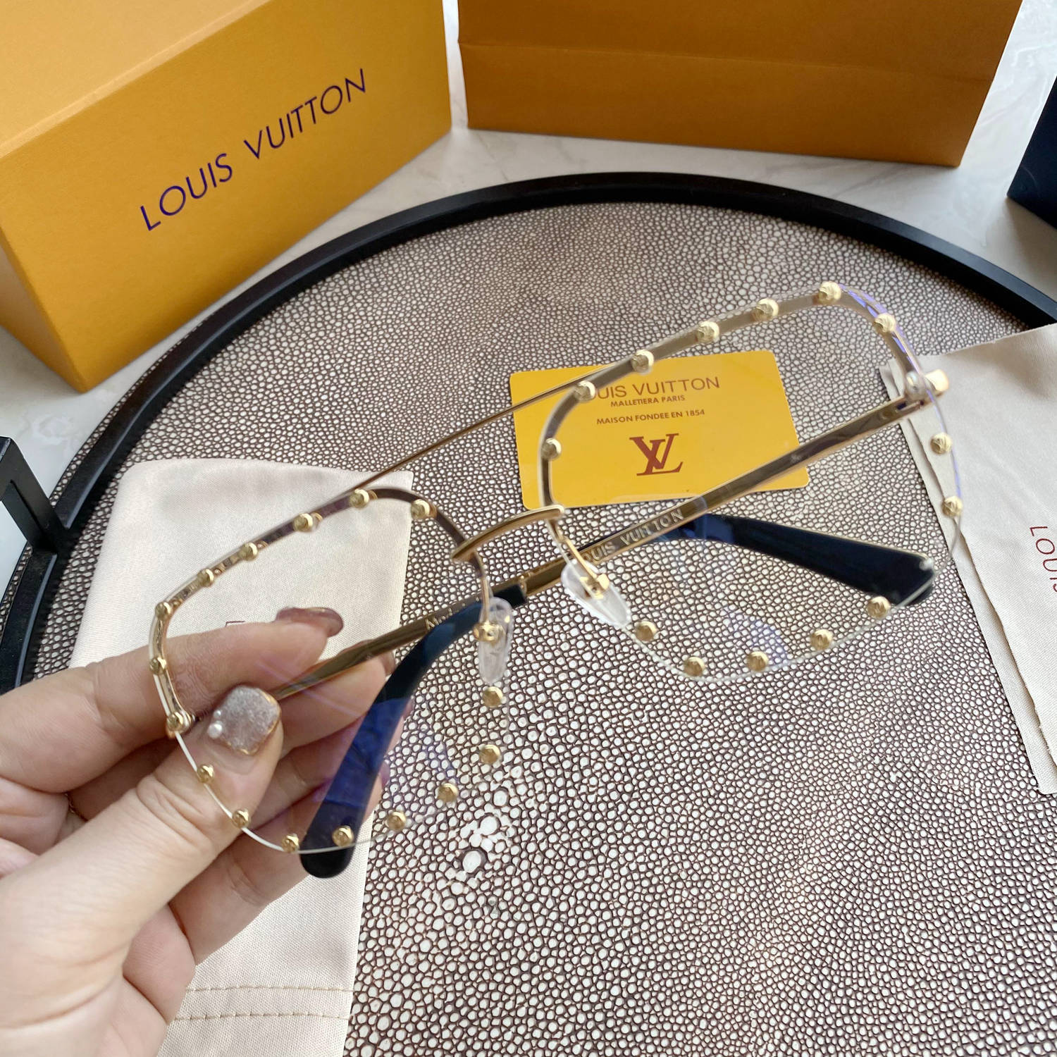 New D1am0nd Inlaid Women’s Flat Mirror Anti Blue Mirror Computer Goggle Play Phone Eye Protection