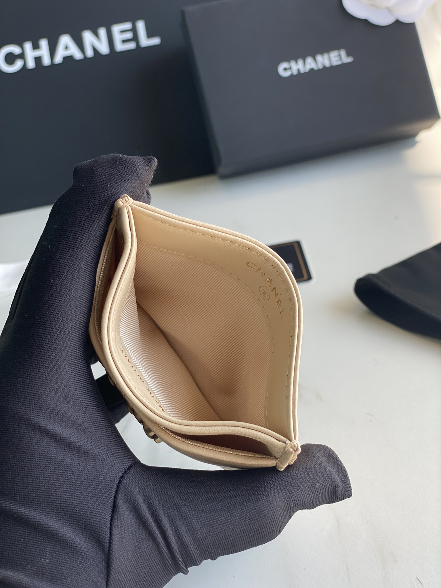 Ch**el 19  CARD HOLDER