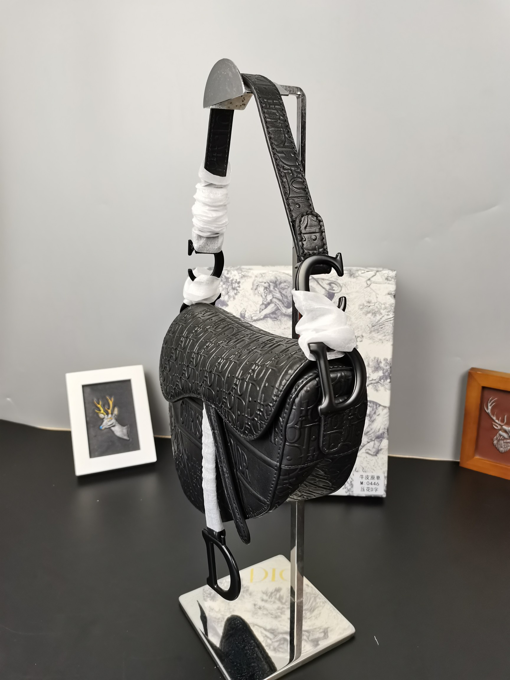 D10r Men’s Saddle Bag