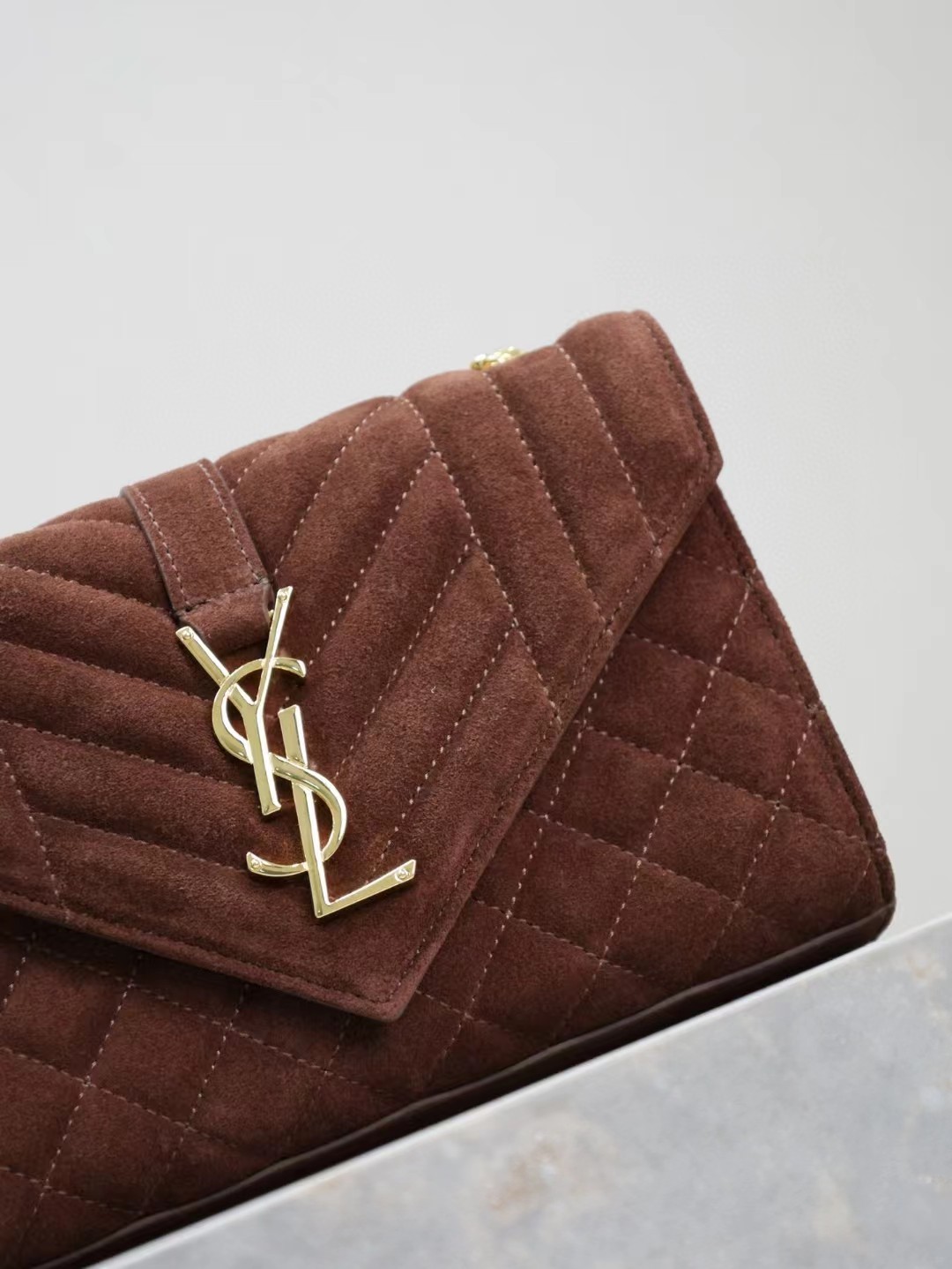 Sa1nt Lau*nt Envelope Triquilt Small Y51 Shoulder Bag in Suede