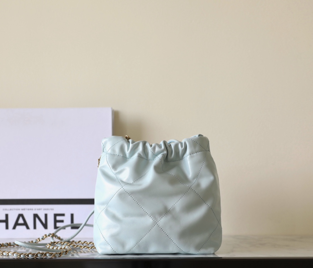 Ch**el 22 mini bag