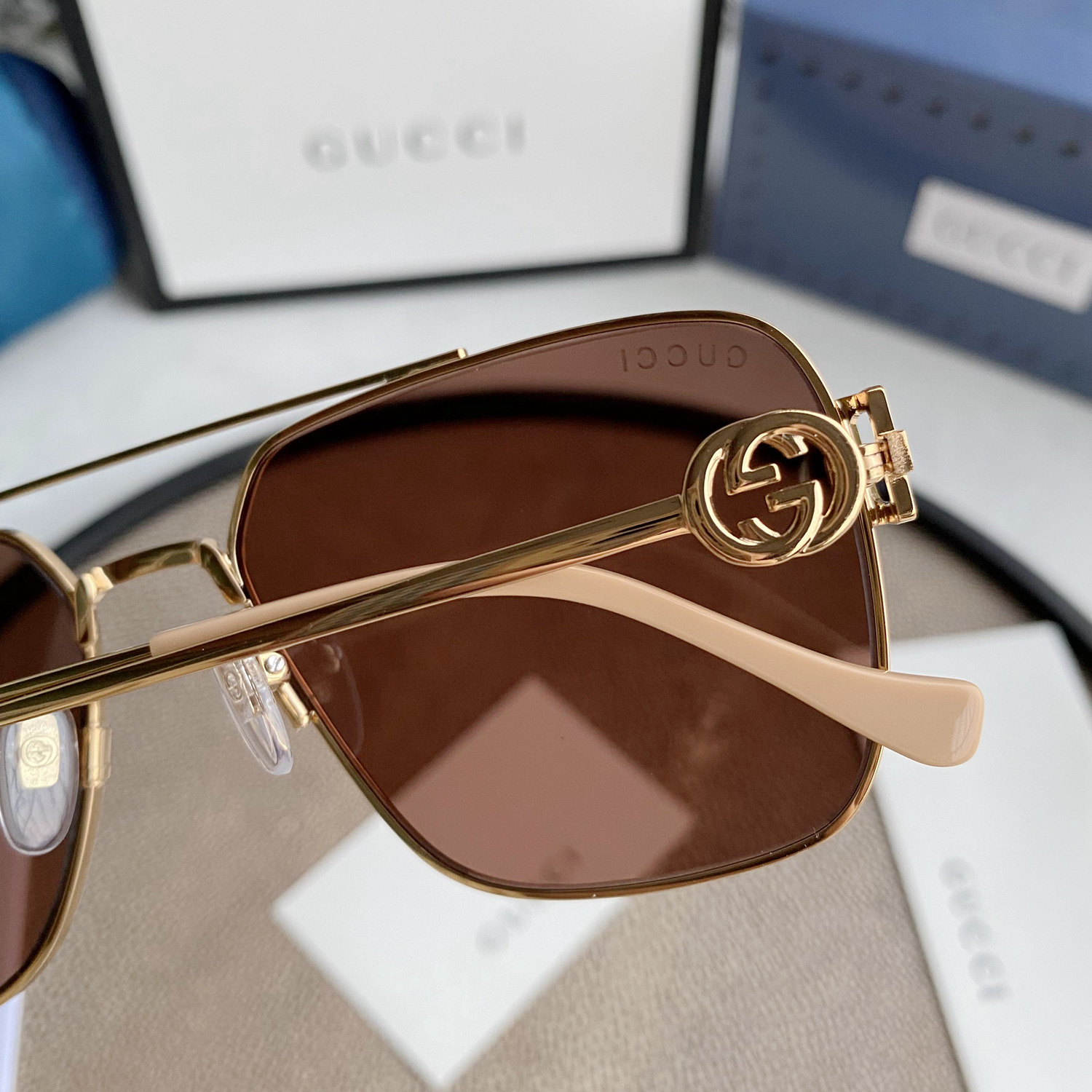 Gvc*1 Navigator frame sunglasses