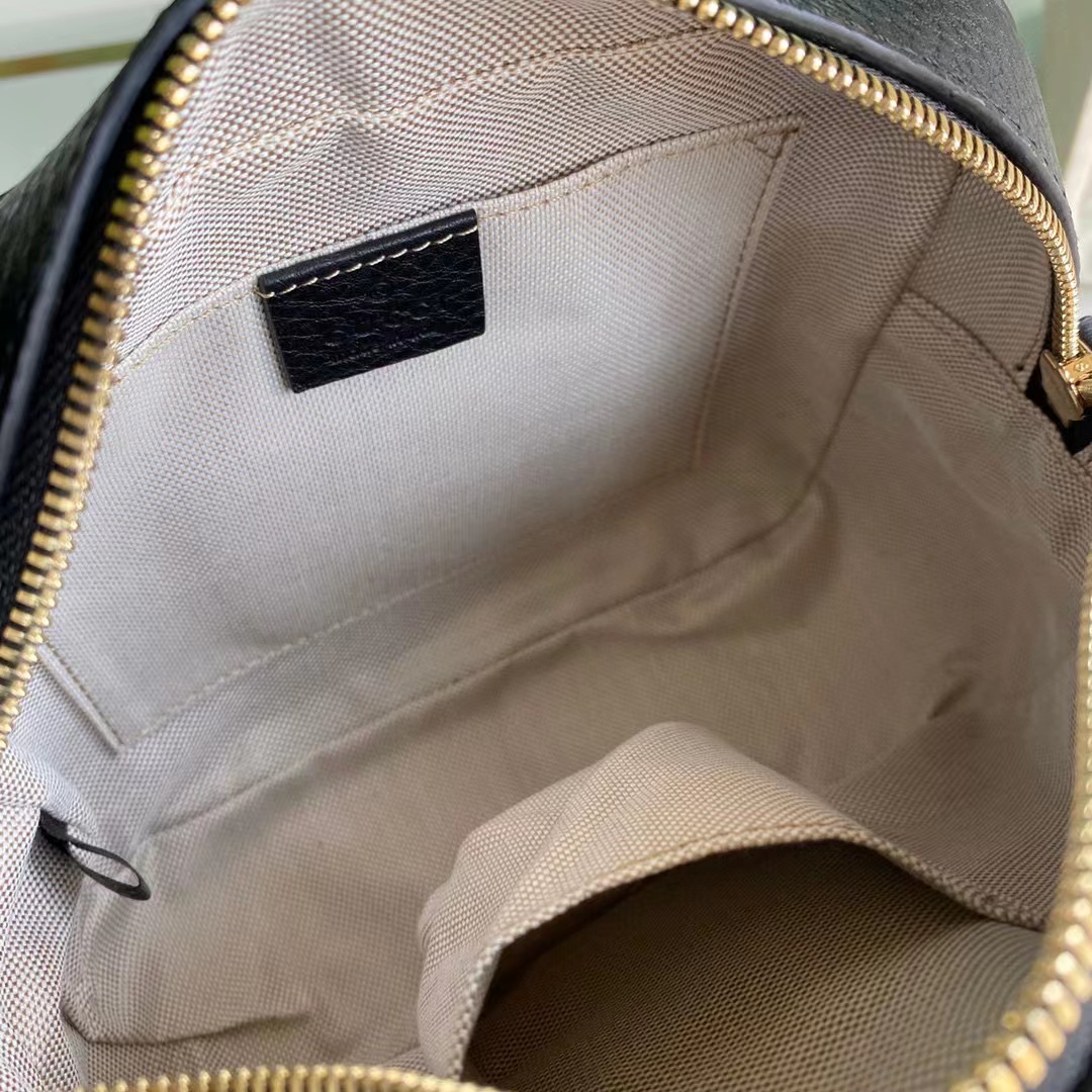 Gvc*1 soho disco shoulder bag