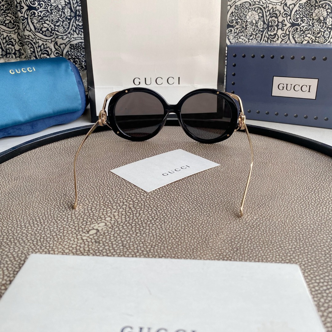 ROUND-FRAME INTERLOCKING G SUNGLASSES