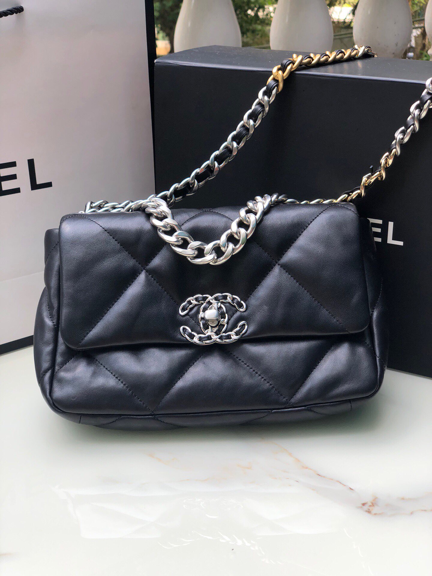 Ch**el 19 small