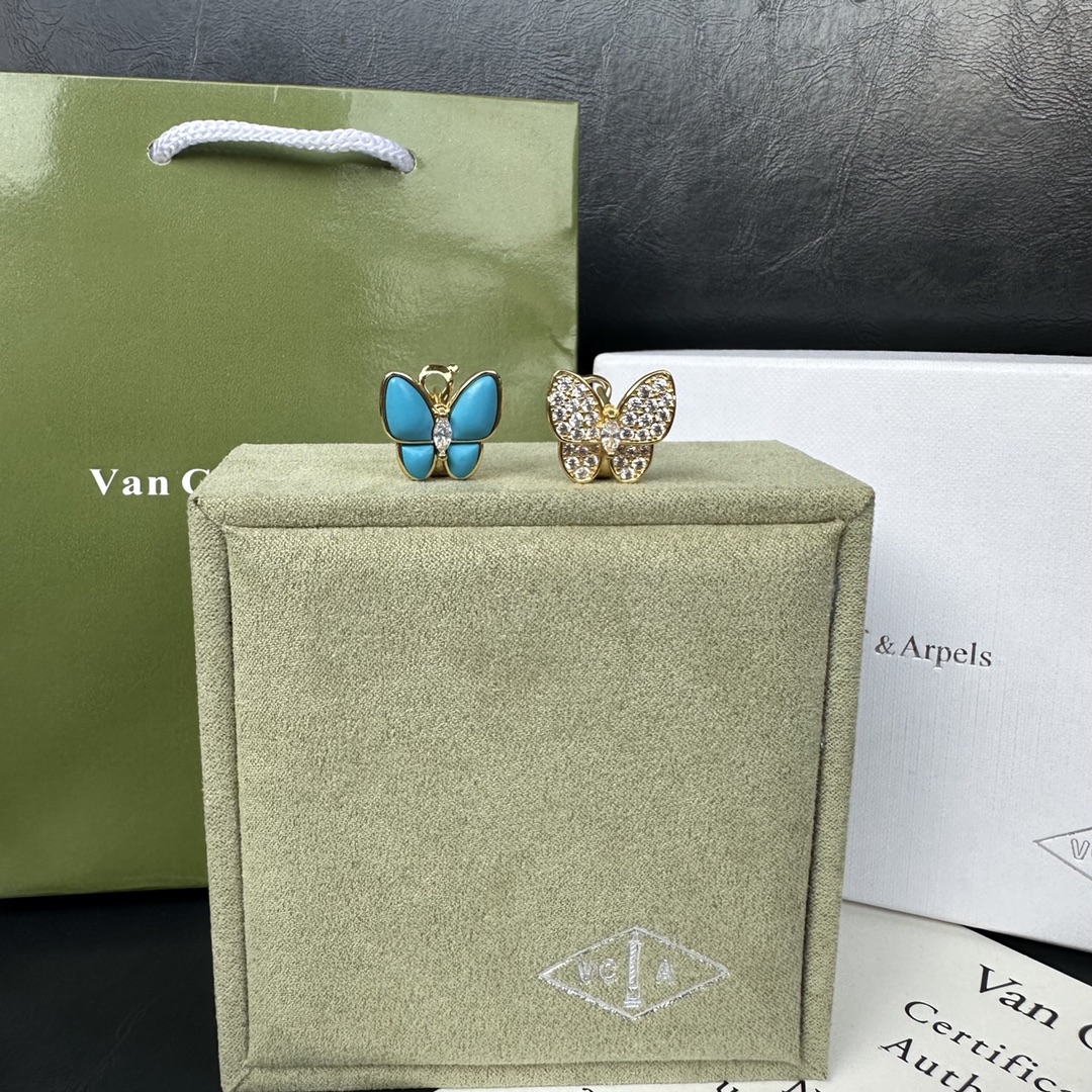 V*n Cl**f & Arpels Butterfly Earrings