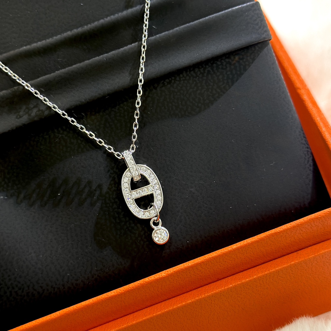 H**me5 Chaîne d’ancre Necklace