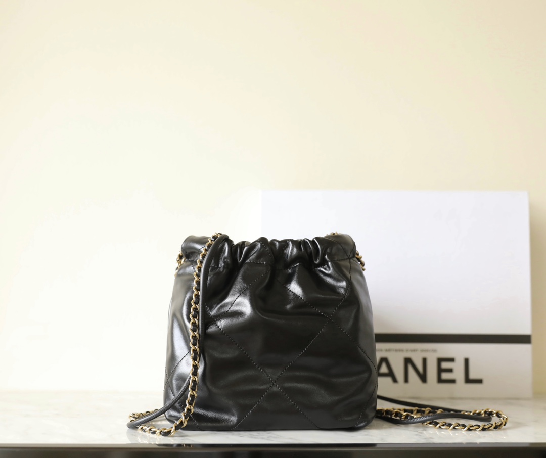 Ch**el 22 mini bag