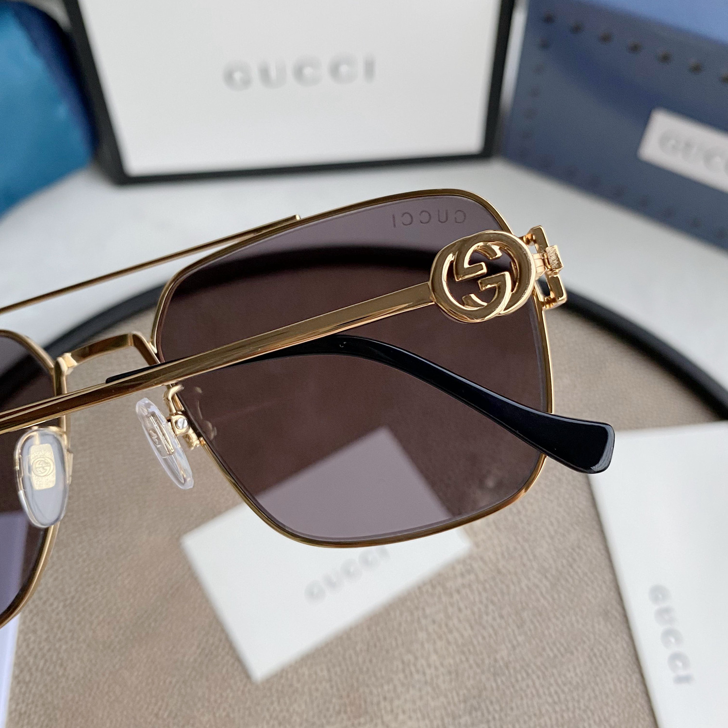 Gvc*1 Navigator frame sunglasses