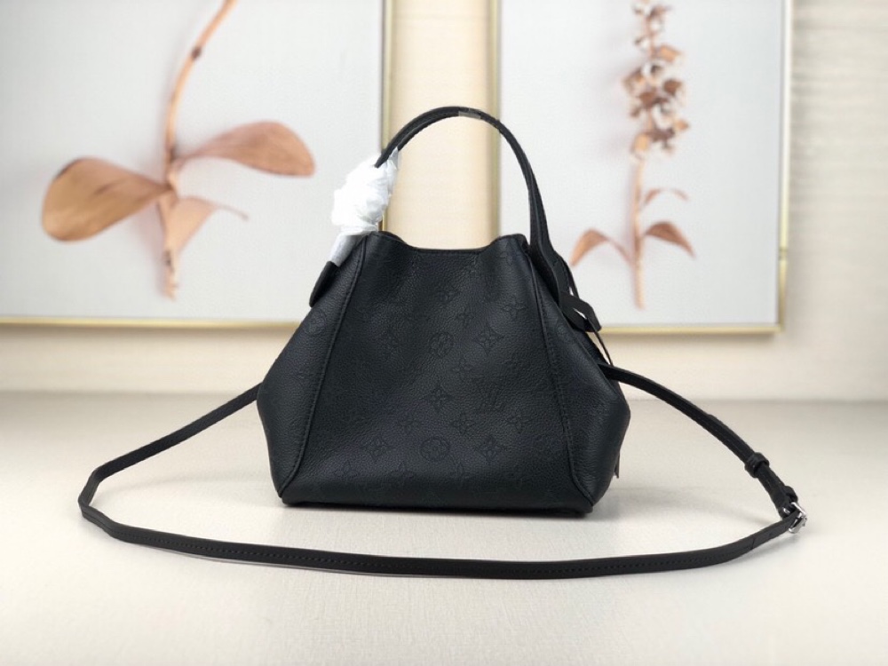 L0vis Vvtt0n Mahina Leather Hina PM