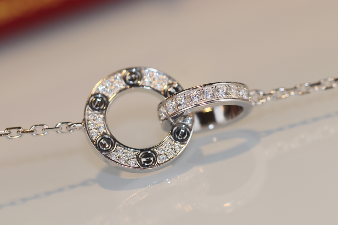Ca*t1er Love D1am0nd-Paved Necklace