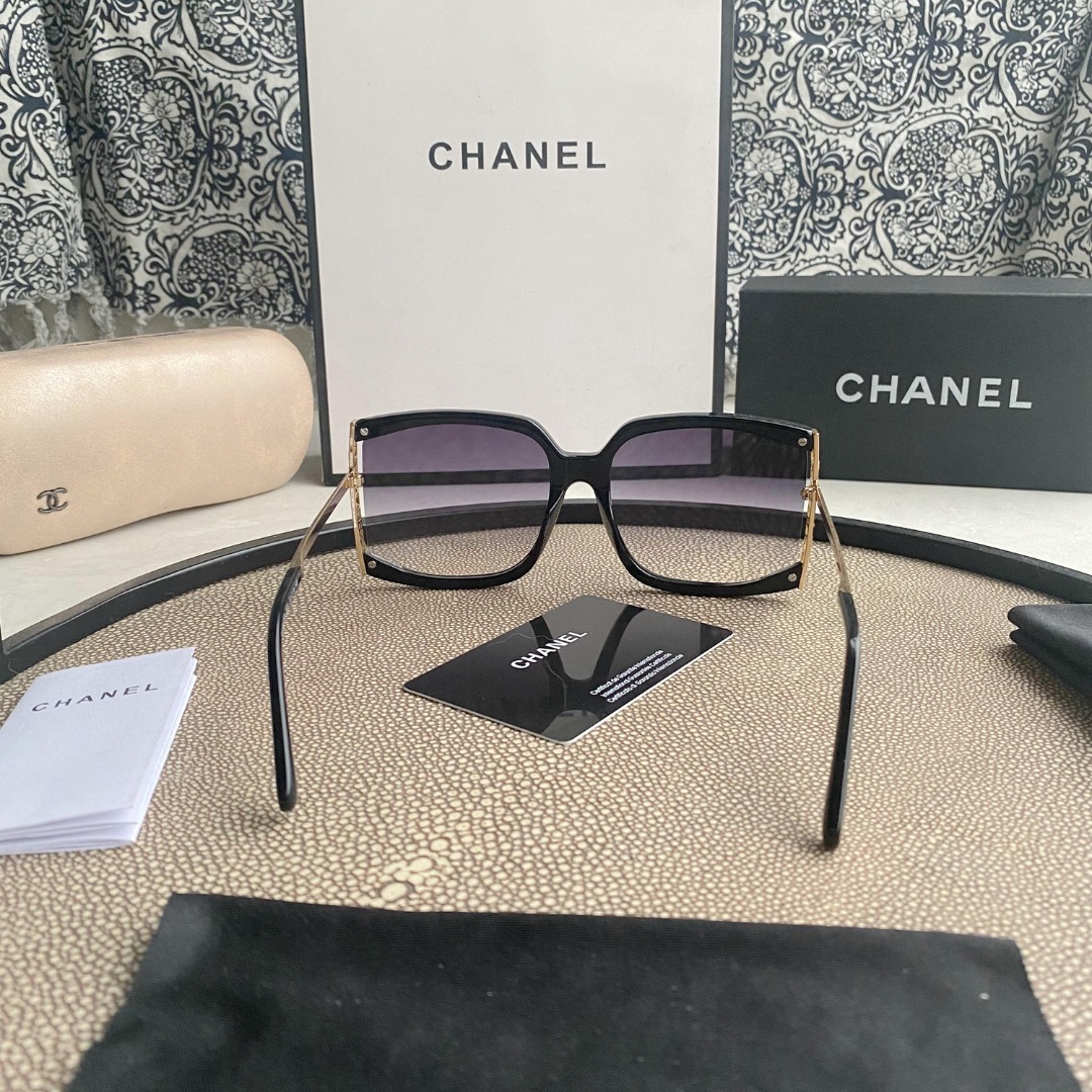 Square Sunglasses