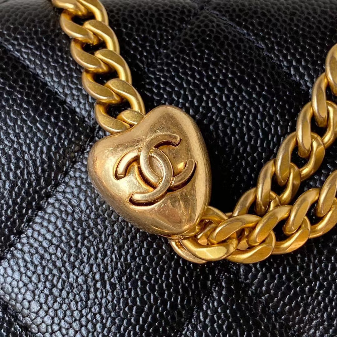 Ch**el golden ball in medium