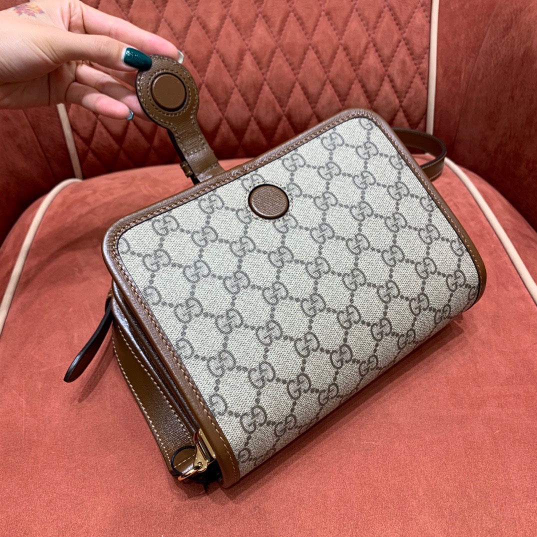 Gv*c1 Retro bag