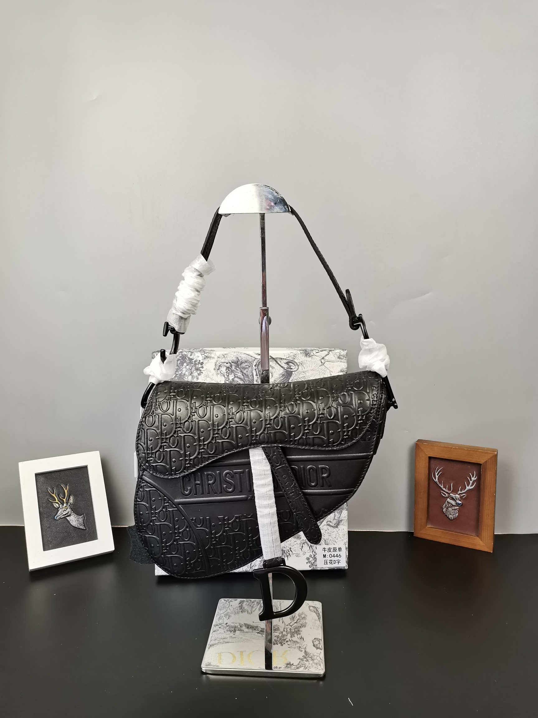 D10r Men’s Saddle Bag