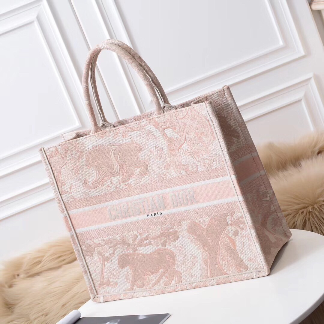D10r Book Tote