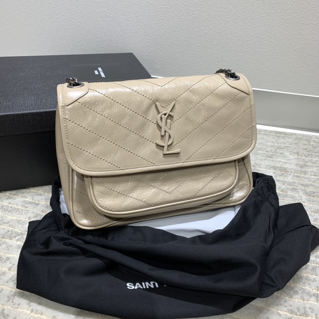Y51 NIKI MEDIUM