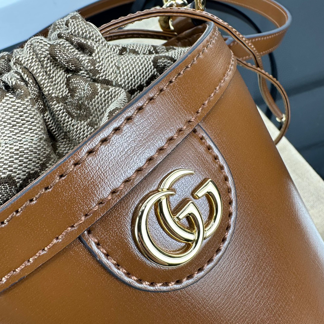 Gvc*1 Ophidia mini bucket bag in brown leather