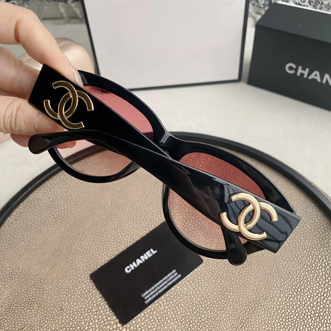 Ch**el Sunglasses