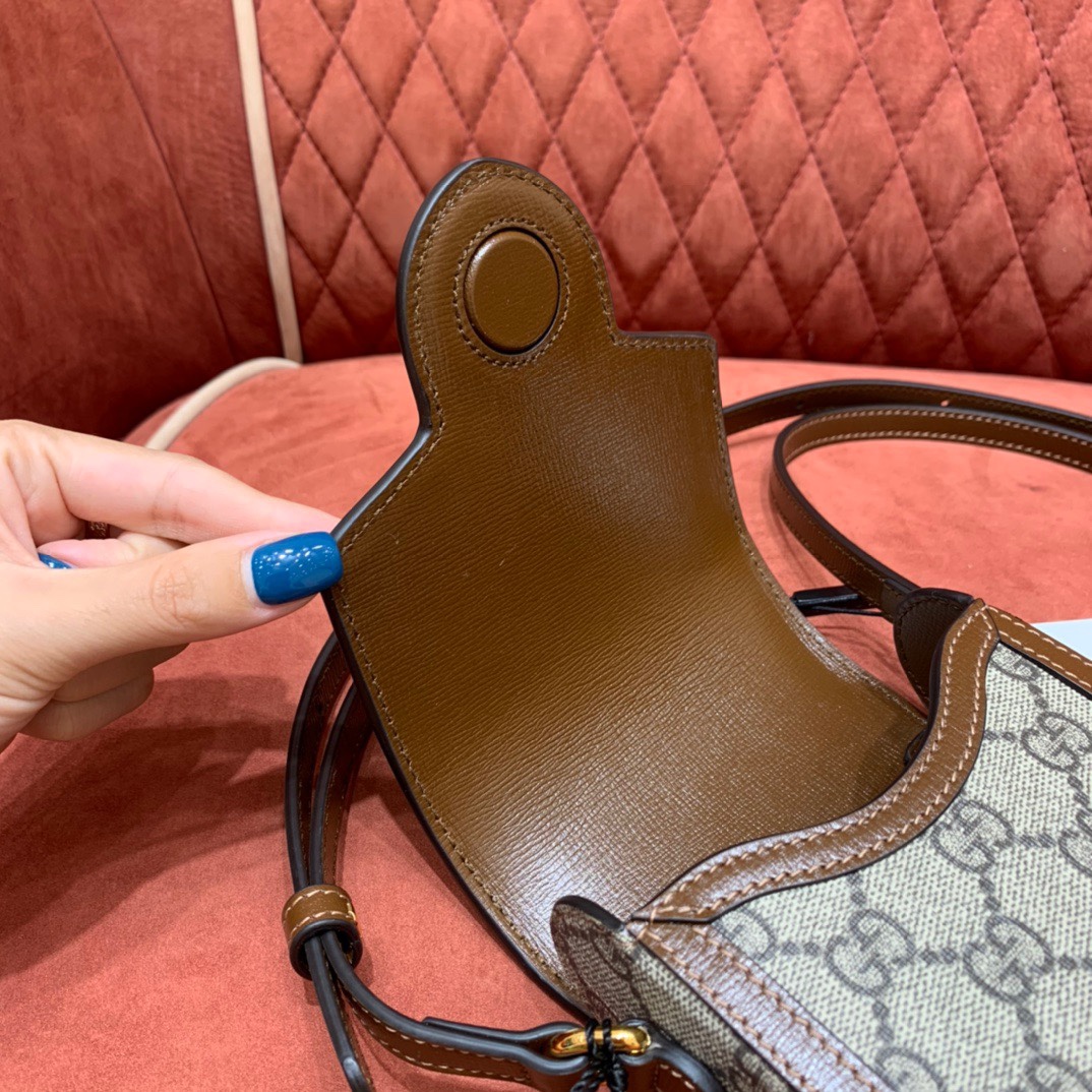 Horsebit bag