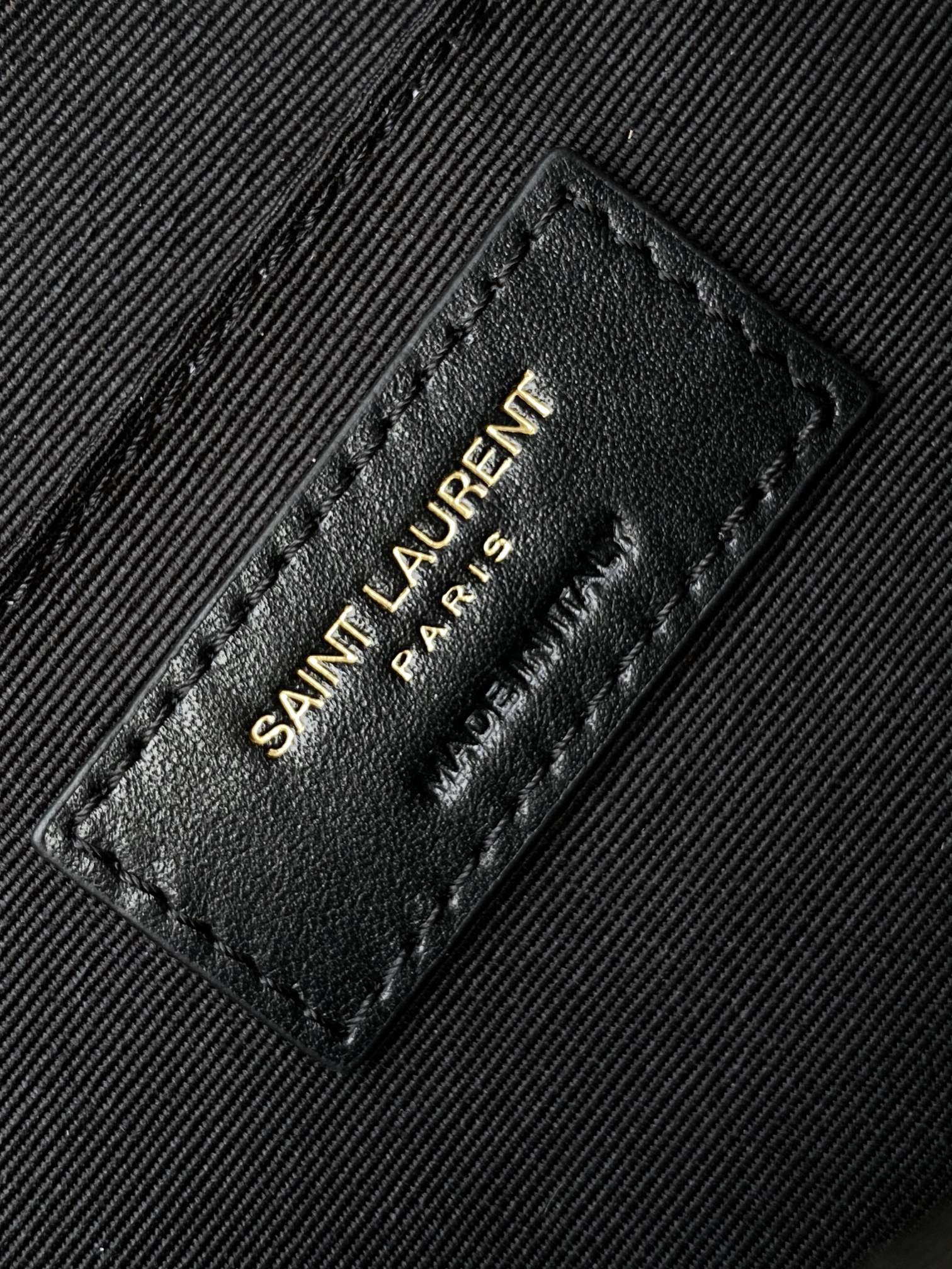MONOGRAM Sa1nt Lau*nt
