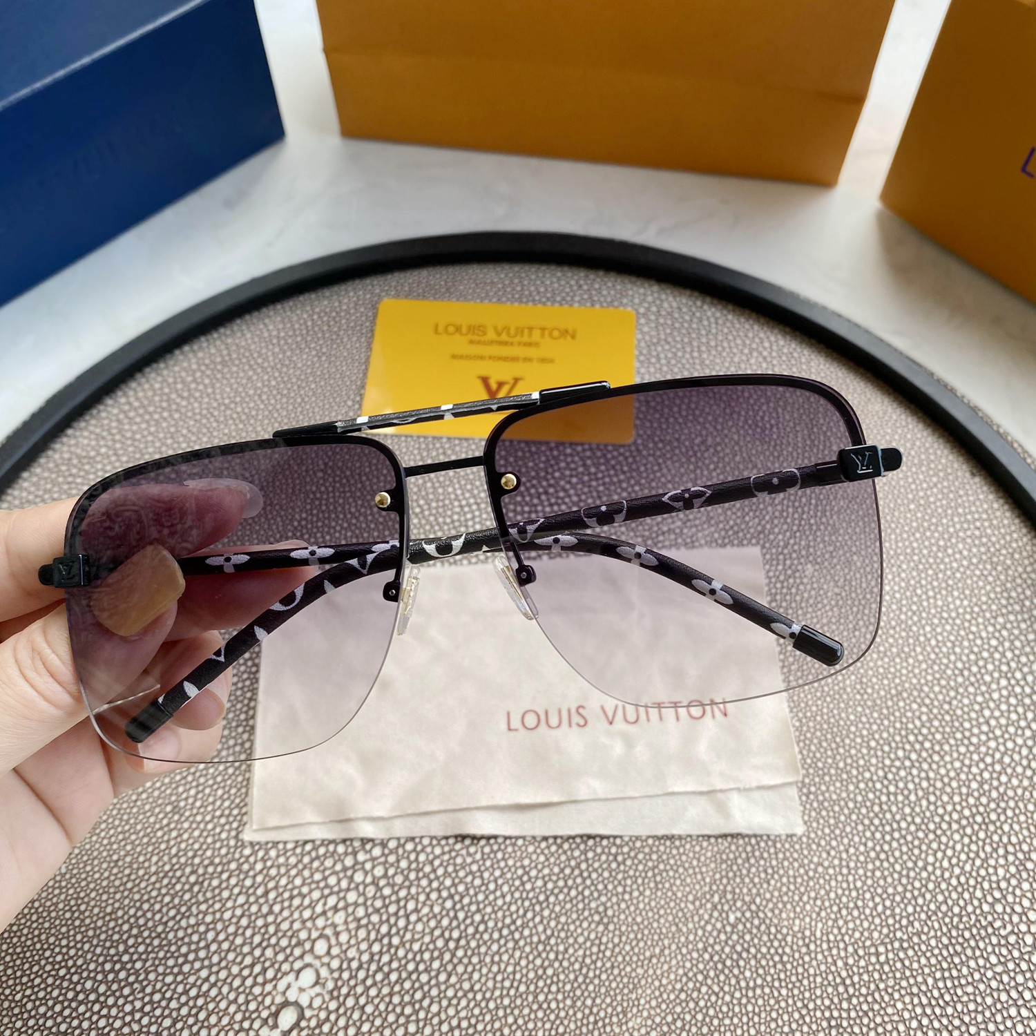 aviator sunglasses