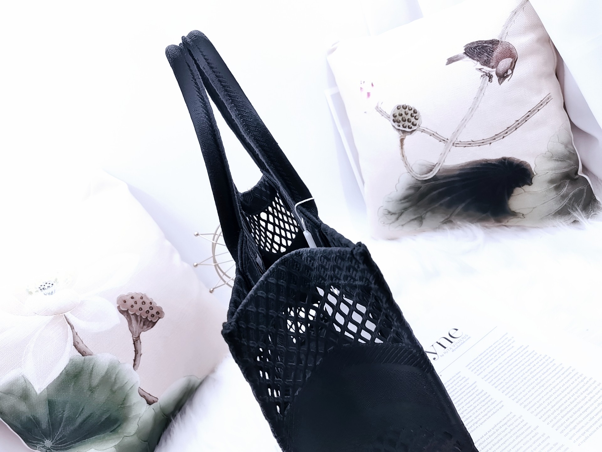 D10r Book Tote