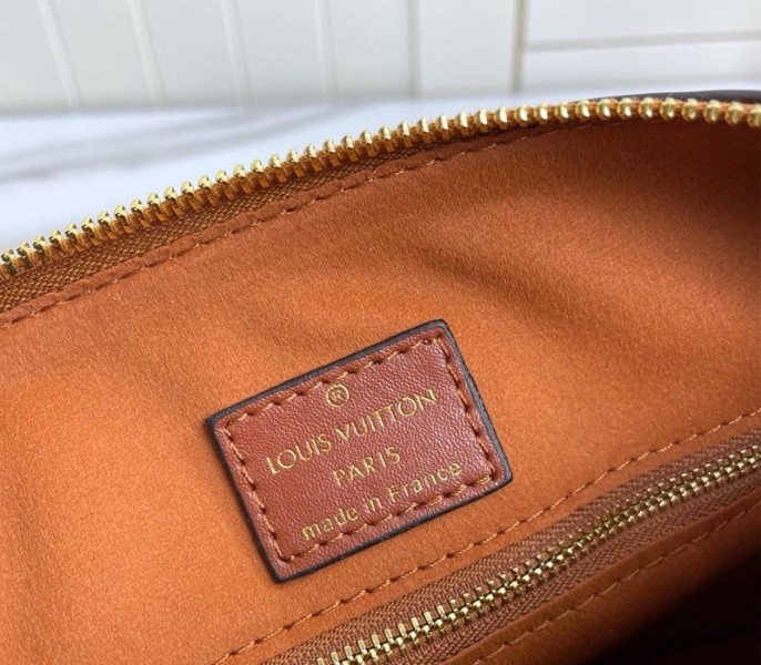 L0vis Vvtt0n Monogram Empreinte Wild At Heart Speedy 25 Bandouliere Handbag In Caramel Brown