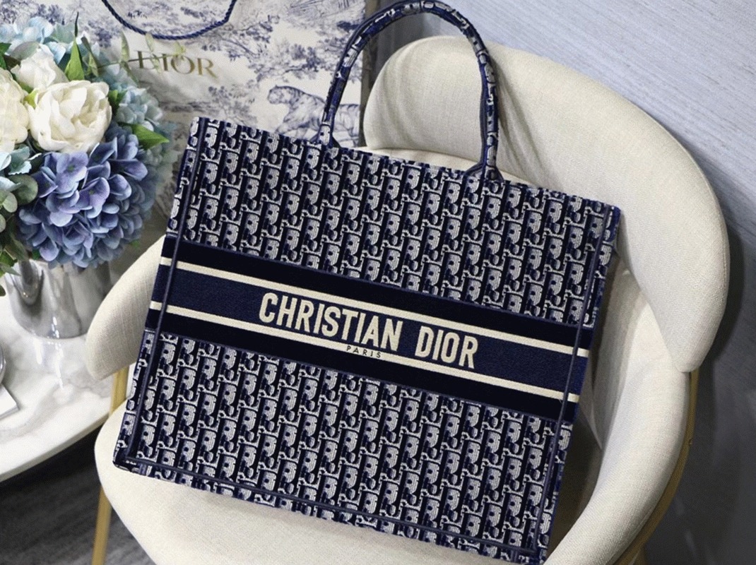 D10r Large Book Tote Bag Replica in Blue Oblique Embroidered Velvet