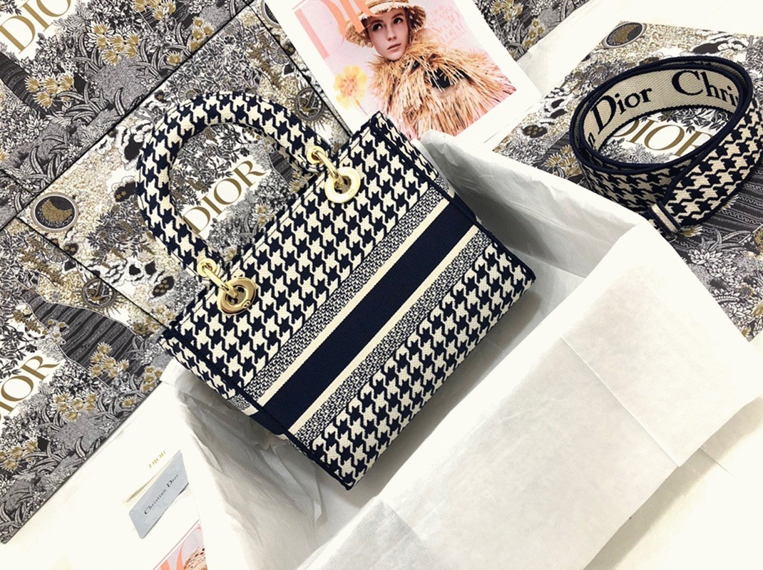 D10r Lady D-Lite Medium Bag Replica in Black White Houndstooth Embroidery