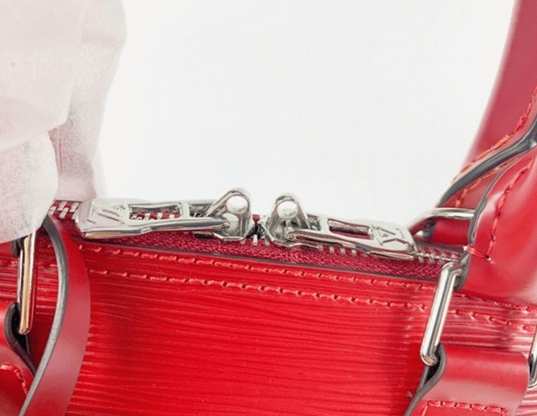 L0vis Vvtt0n Epi Leather Alma BB Handbag In Red With Jacquard Strap